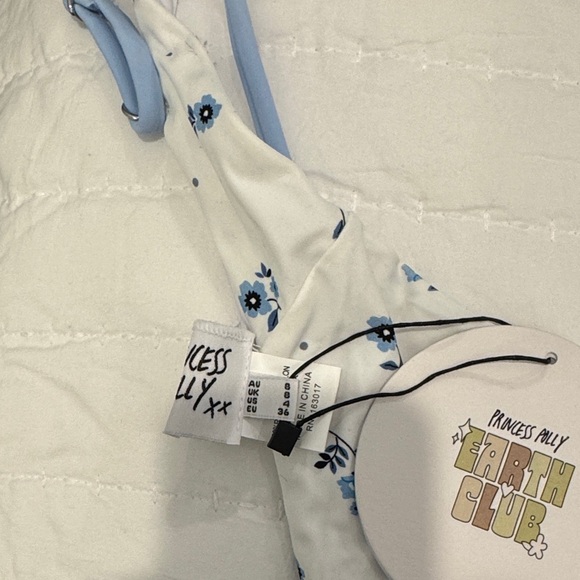 Princess Polly Blue Floral Bikini - Picture 3 of 4